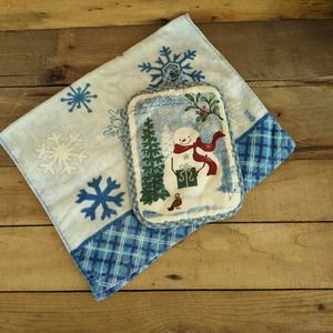 Vintage Christmas Winter Kitchen Towel and Pot Holder Set by LLL